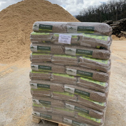 PALET PELLET ESTUFA CALDERA CHIMENEA 1050KG (ENVIO INCLUIDO)