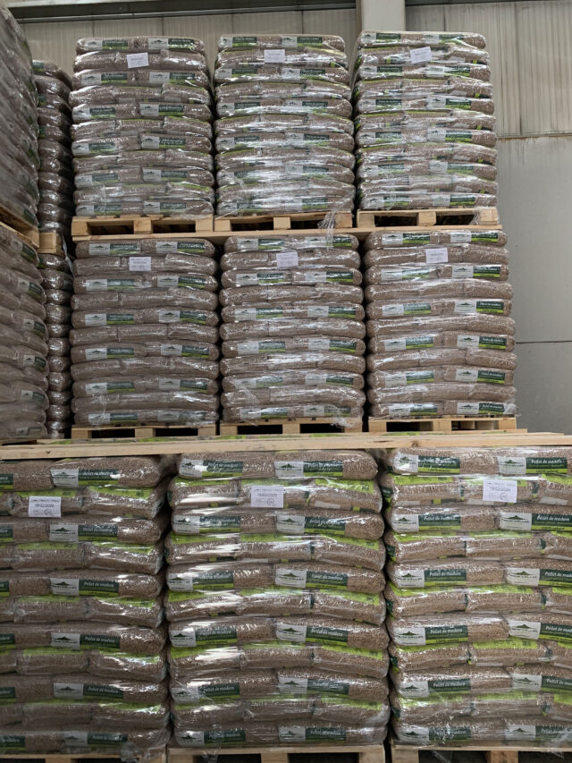 PALET PELLET ESTUFA CALDERA CHIMENEA 1050KG (ENVIO INCLUIDO) - Imagen 3